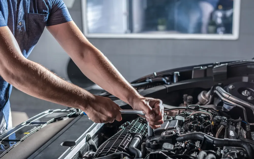 Garage auto à Chélieu